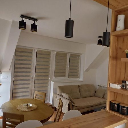 Apartman Sapat Bora Divcibare Exterior photo