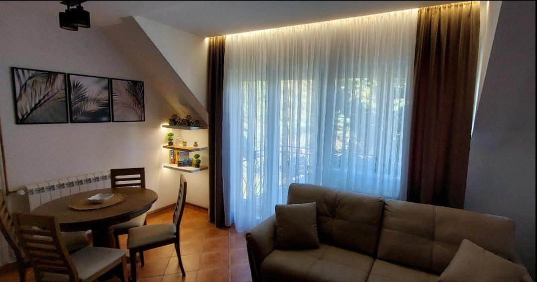 Apartman Sapat Bora Divcibare Exterior photo