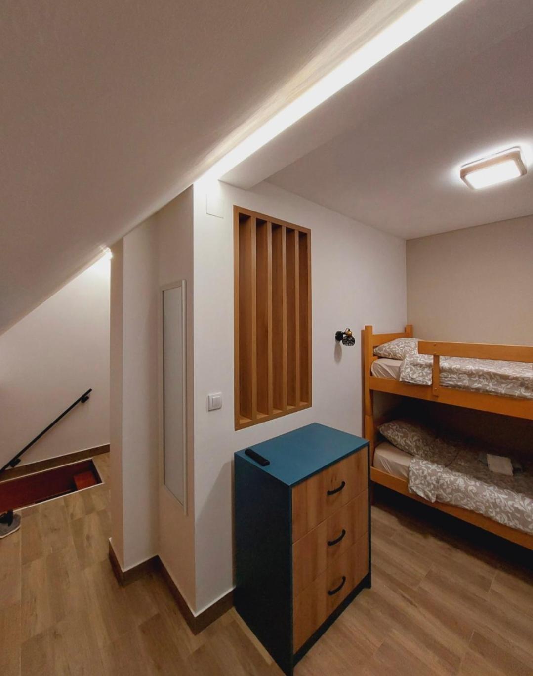 Apartman Sapat Bora Divcibare Exterior photo